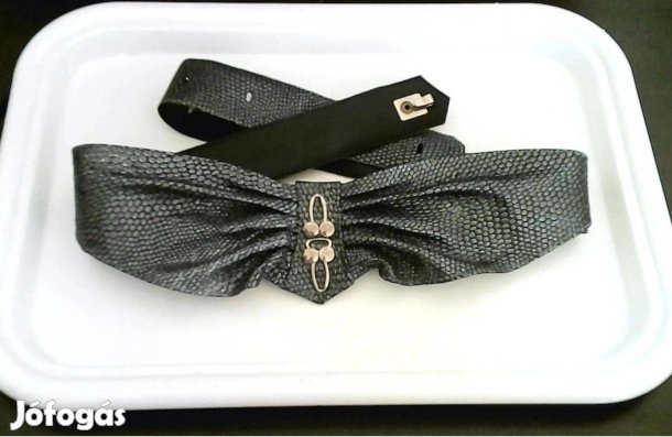 Valódi bőr, ezüstszürke hüllőmintás női öv