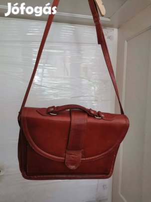 Valódi bőr aktatáska + ajándék
