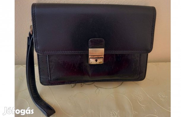 Valódi bőr autóstáska, autós kis táska, kulccsal zárható