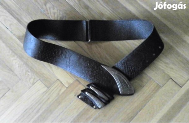 Valódi bőr fekete női öv díszes nagy csattal