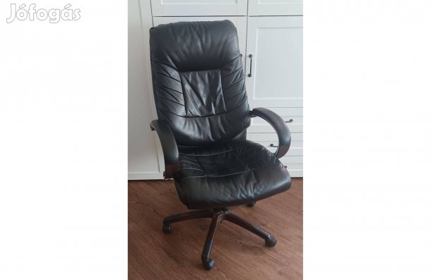 Valódi bőr főnöki szék (Buffalo típus) hibával