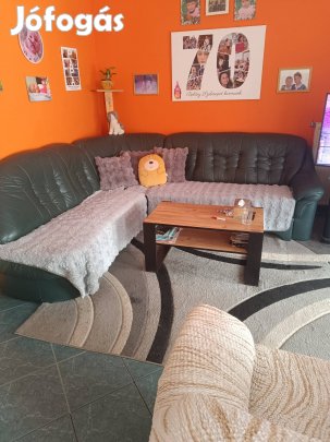 Valódi bőr ülő garnitúra eladó. 