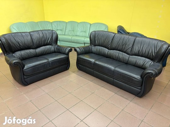 Valódi bőr ülőgarnitúra újszerű állapotban, fekete színben