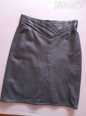 Valódi bőrszoknya