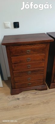 Valódi fa, klasszikus stílusú fiókos komód 