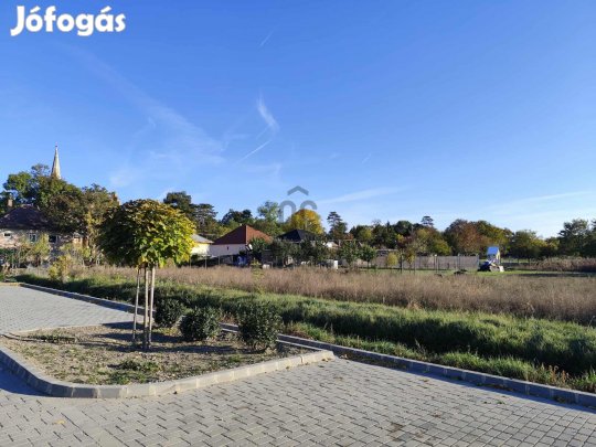 Valósítsa meg terveit, álmait Nádasdladányban Nádasdy-kastély közelébe