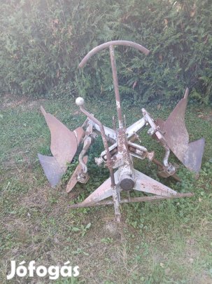 Váltvaforgató egyes eke