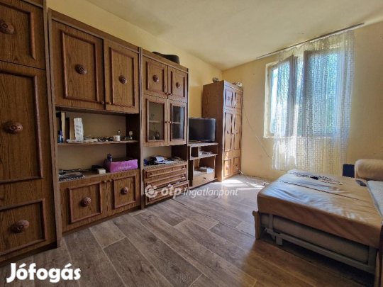 Vámospércsi eladó 60 nm-es ház