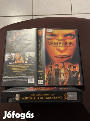 Vámpírok a gyilkos csapat horror vhs 