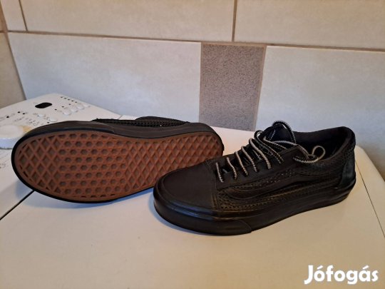 Vans 36-os méret bőrcipő