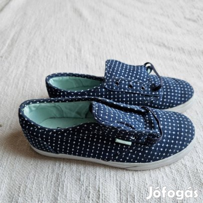 Vans nöi cipö 1 szer járt utcán 35ös méret
