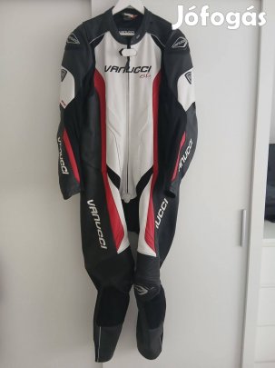 Vanucci motoros egyberészes ruha