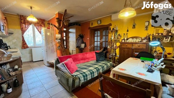 Városföldi 135 nm-es ház eladó