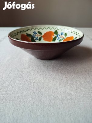 Városlődi virágmintás kerámia tál