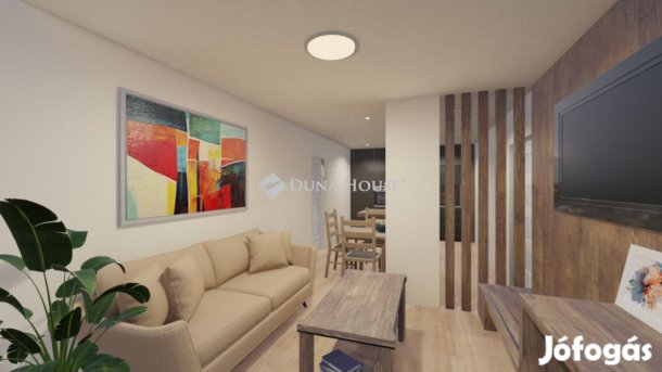 Várpalotai 46 nm-es lakás eladó