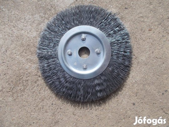Varrattisztító kőrkefe 180 mm-es,hazai