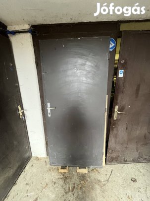 Vas ajtó eladó!
