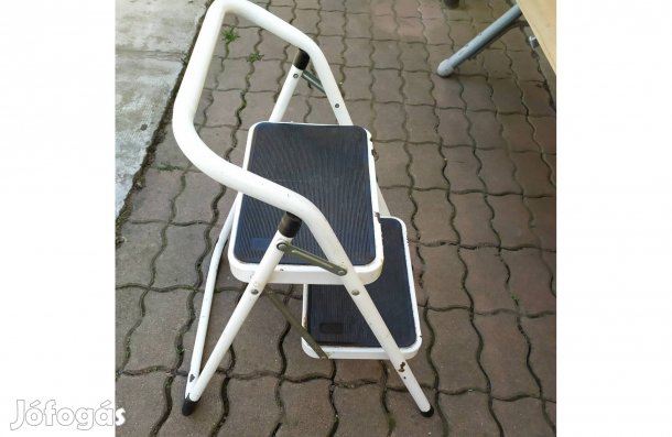 Vas fellépő, vas létra