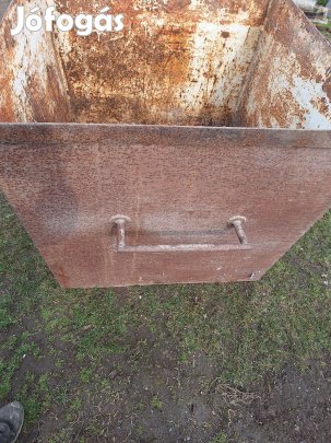 Vas tároló edény eladó 