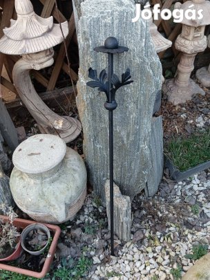 Vas virág karó Kerti dísz kovácsoltvas növény támasz karóző futtató