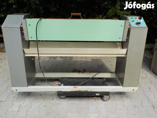 Vasaló,régi Czech gyártású,1,20 méteres hengerrel eladó