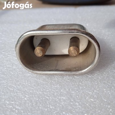 Vasalóhoz ( is ) beépíthető hálózati csatlakozó , új