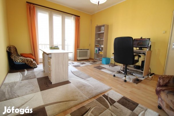 Vásártér hangulatos kis lakás.