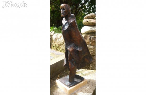 Vasas Károly szobrászművész bronz Lenin szobra