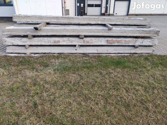 Vasbeton gerendák 5m*56cm