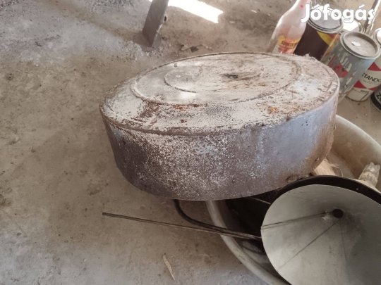 Vasfazék - sütőlap -kályha tető ? régi vas lemez padláslelet