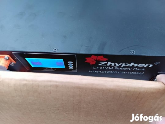 Vasfoszvát Lifepo4 51.2 v 100Ah 5 kWh akkumulátor napelem inverter 