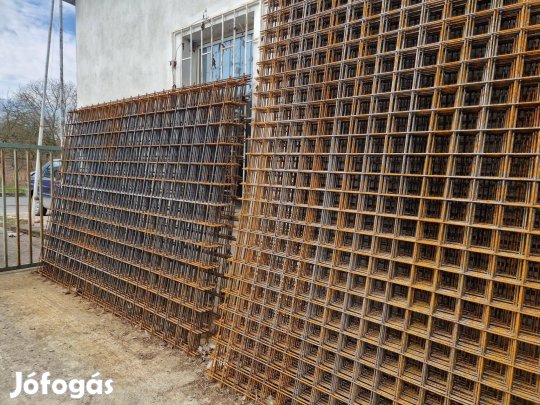 Vasháló 15x15 / 6 mm 2 × 3 m