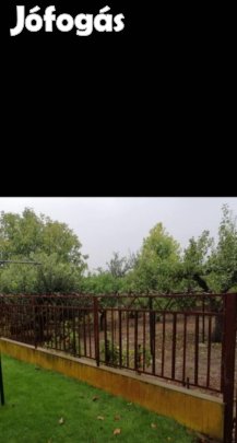 Vaskerítés kb.18 méter.