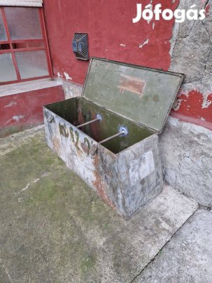 Vasláda, fémláda, zárható szerszámos vasláda