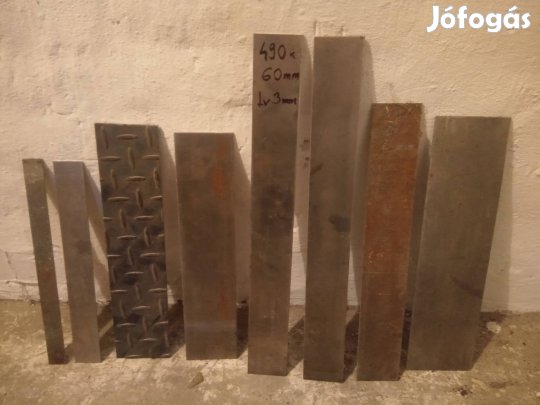 Vaslemez anyag kis méretű keskeny darabok