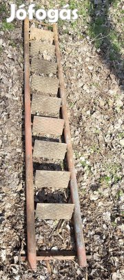 Vaslepcső padlásfeljáró