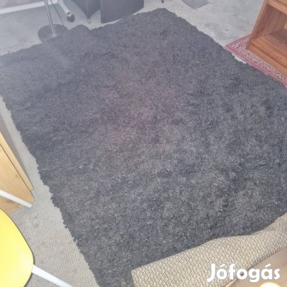 Vastag rojt barna szőnyeg. Újszerű állapotban!