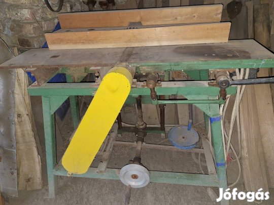 Vastagoló gyalugép