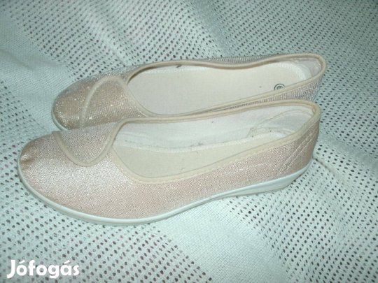 Vászoncipő Új arany színben 39-es méretben