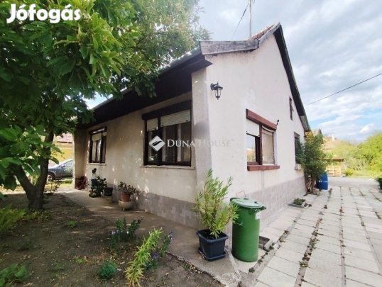 Vecsési 107 nm-es ház eladó