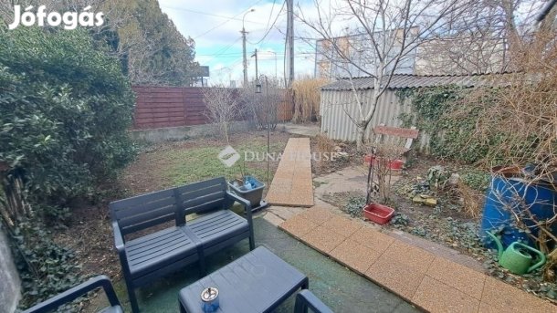 Vecsési 95 nm-es ház eladó