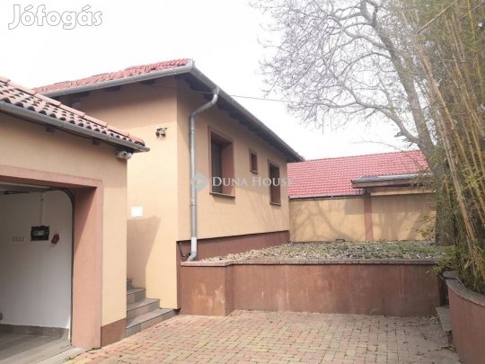Vecsési eladó 145 nm-es ház