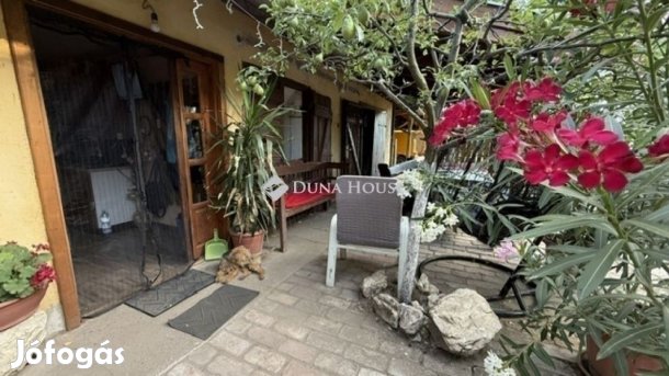 Vecsési eladó 72 nm-es ház