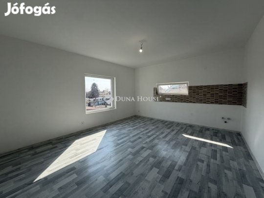 Vecsési eladó 76 nm-es lakás