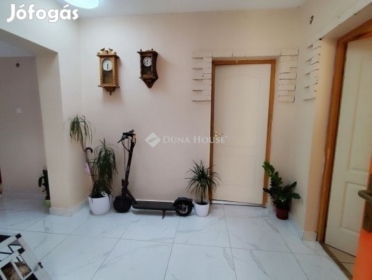 Vecsési eladó 81 nm-es ház