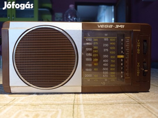 Vega-341 táskarádió