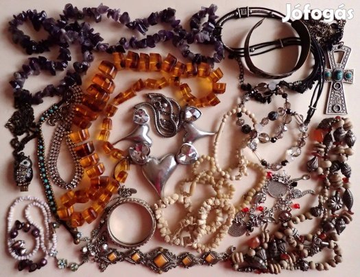 Vegyes bizsu ékszer csomag karkötő borostyán nyaklánc