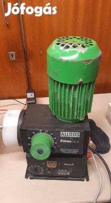 Vegyszer adagoló motor