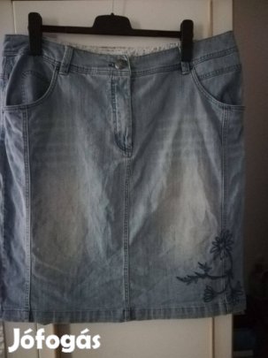 Vékony farmer szoknya,kis hímzéssel,Ulla Popken márka,50-méret!/61