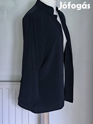 Vékony sötétkék blézer 